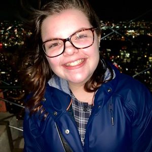 Meet your Posher, Claire